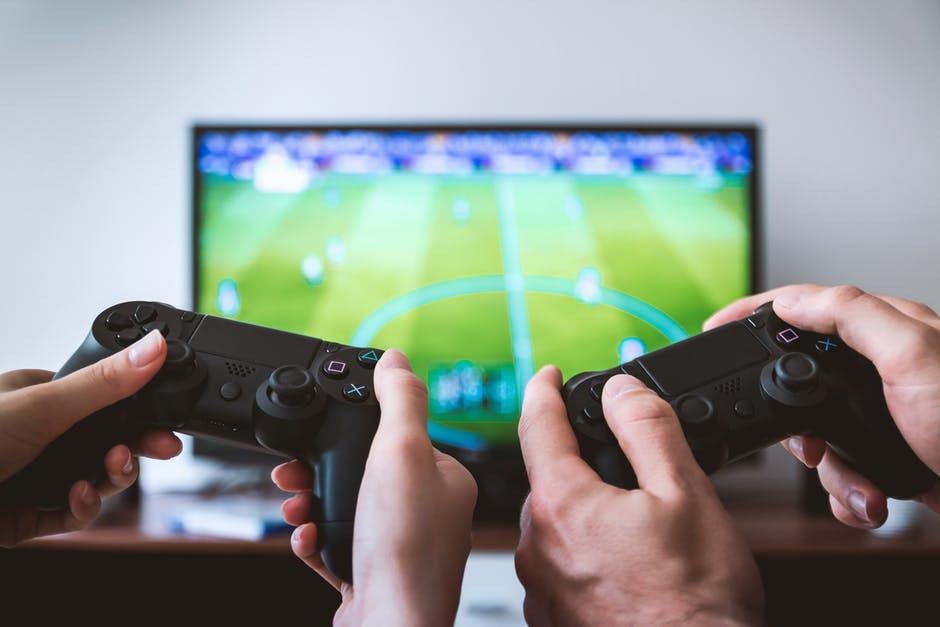 How video games affect players’ dating experience