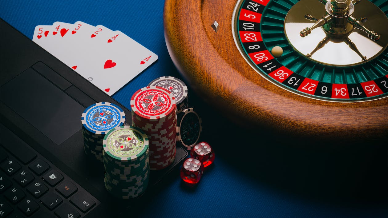 Which Online Casino Games Are The Most Popular?